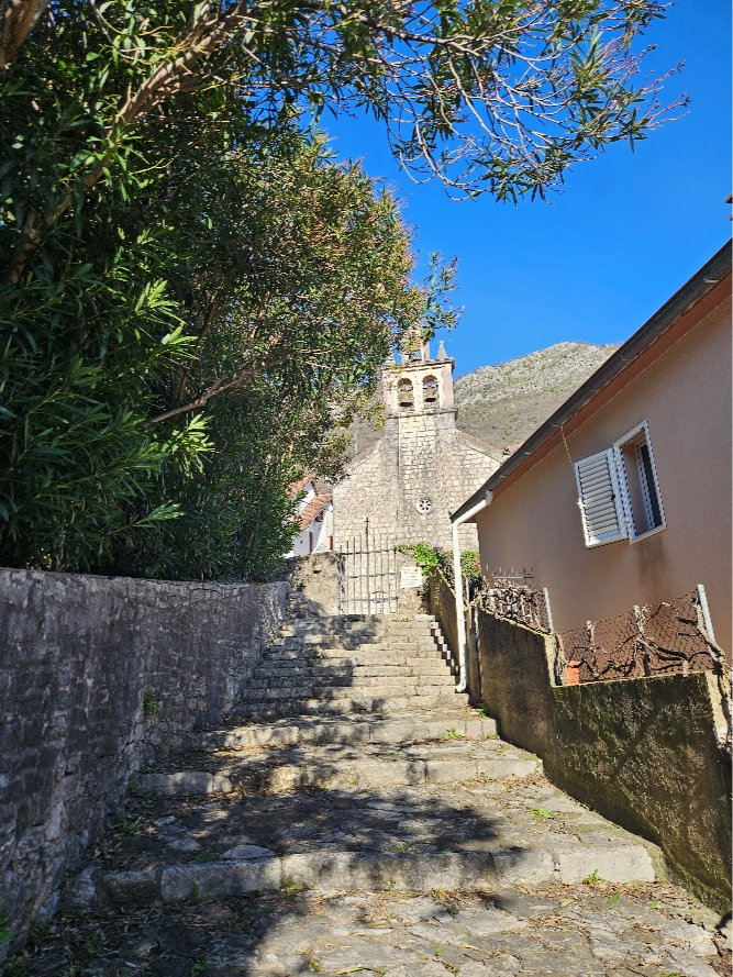 Crkva Sv. Antuna Padovan – Tivat